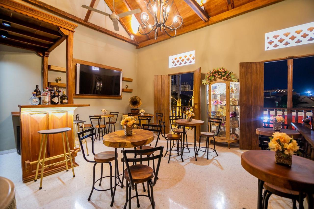 Scalea Di Mare Hotel Cartagena Bagian luar foto